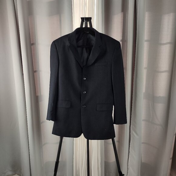 Jos. A. Bank Dark Gray Pinstriped 3 Button Wool, Cashmere, Suit Jacket Size 42L - Picture 1 of 11